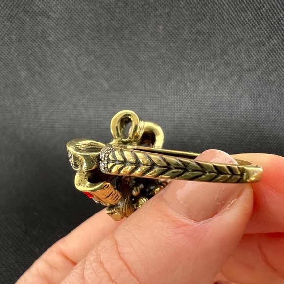 Heidi Daus Brilliant Bow Ring Size 10 Swarovski Crystals Red and Silver - Picture 10 of 13